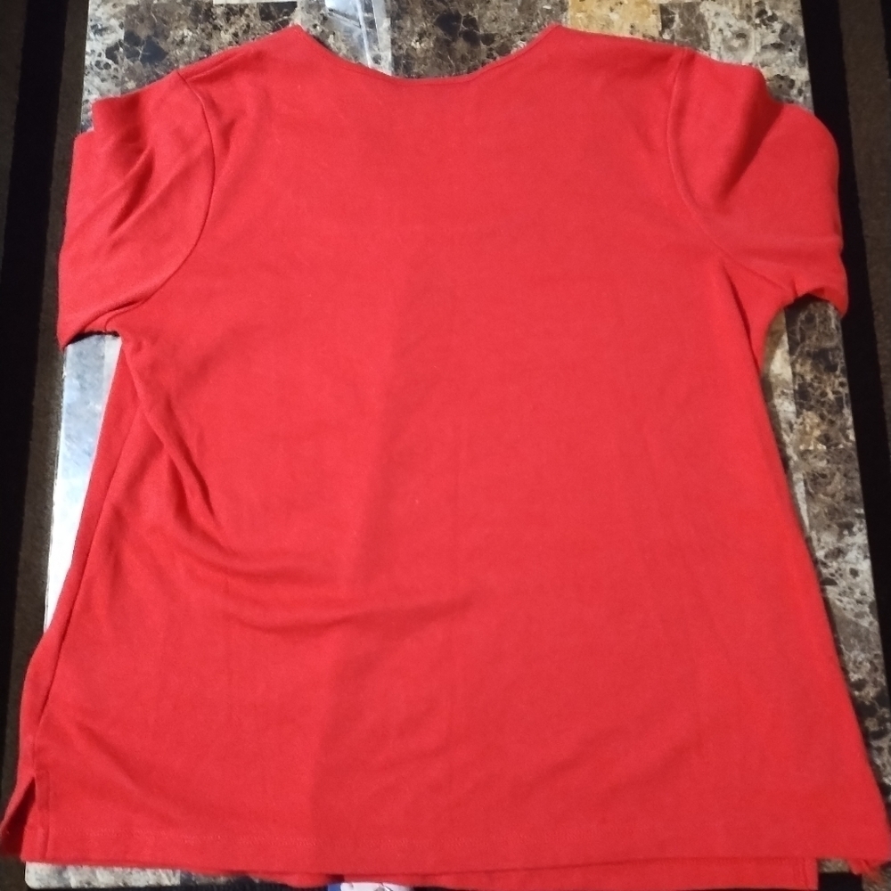 Red Quacker Factory top - Picture 5 of 6